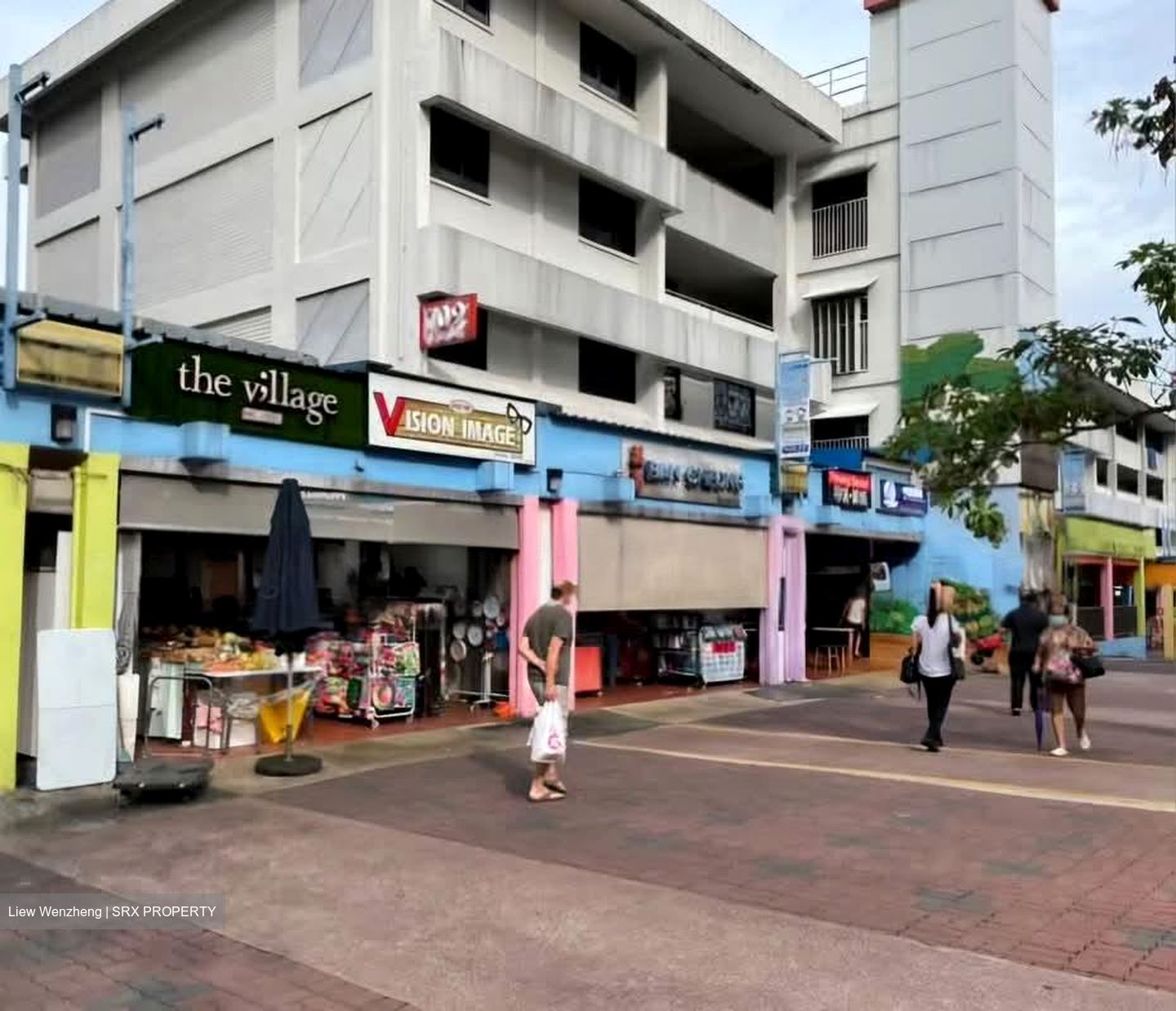 Ang Mo Kio Avenue 8 (D20), Retail #568711581